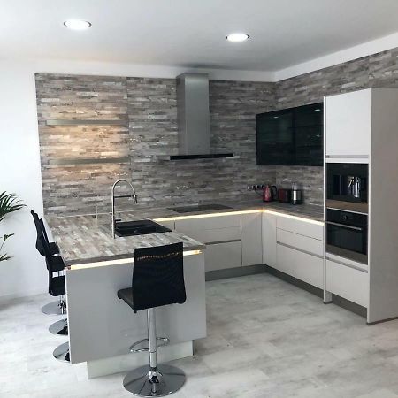 Luxusni Apartman Primo V Centru U Hotelu Thermal การ์โลวีวารี ภายนอก รูปภาพ