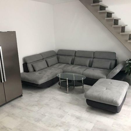 Luxusni Apartman Primo V Centru U Hotelu Thermal การ์โลวีวารี ภายนอก รูปภาพ