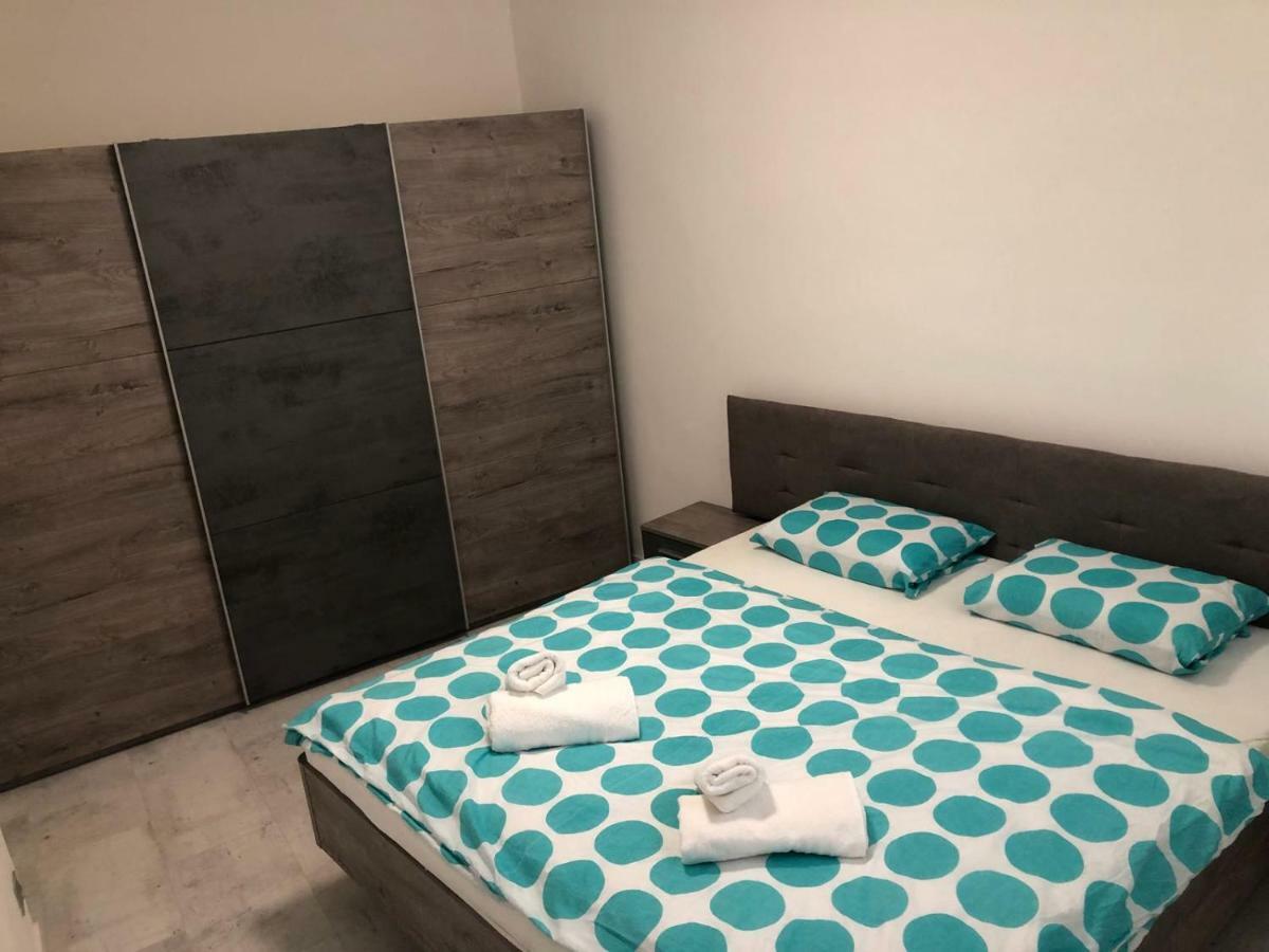 Luxusni Apartman Primo V Centru U Hotelu Thermal การ์โลวีวารี ภายนอก รูปภาพ